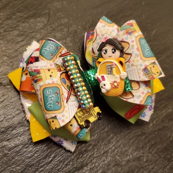 Beautiful bow - Picture 2 of 2